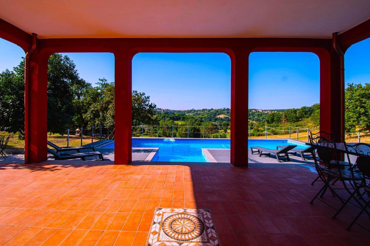 Luxury Villa Arianna Tarano Bagian luar foto